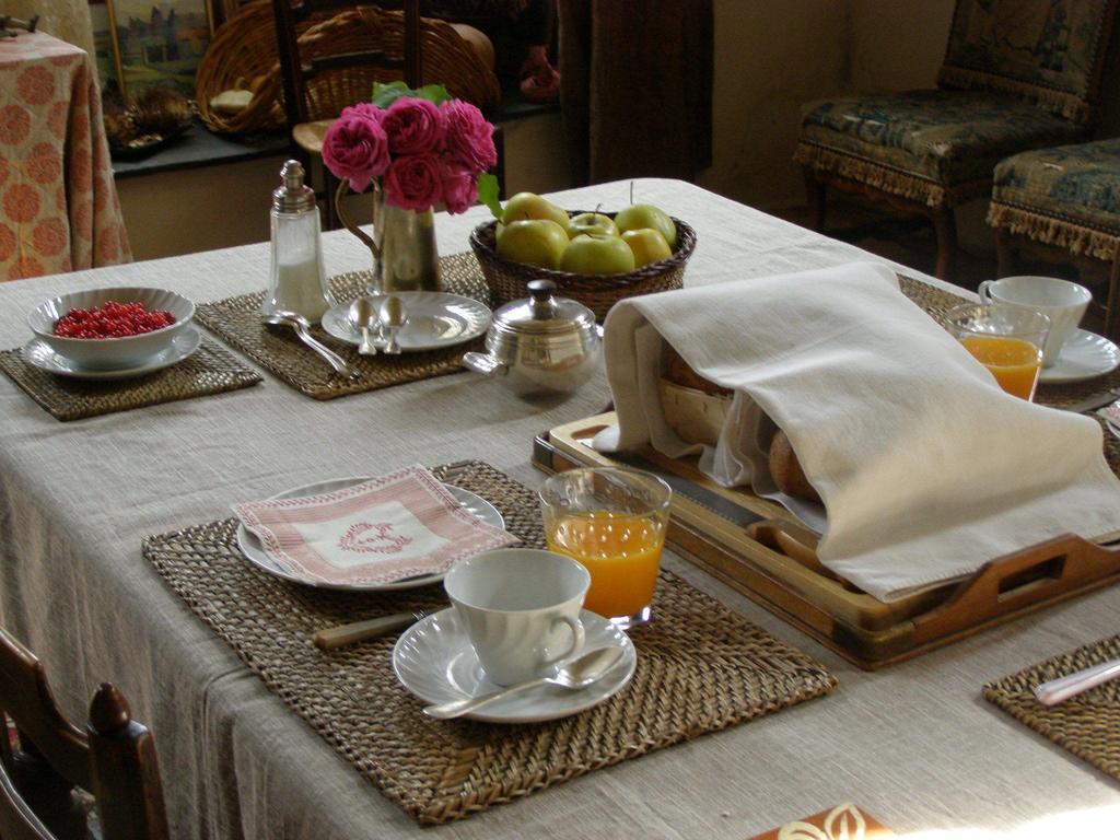 Manoir Du Plessis Au Bois Acomodação com café da manhã Vauciennes  Exterior foto